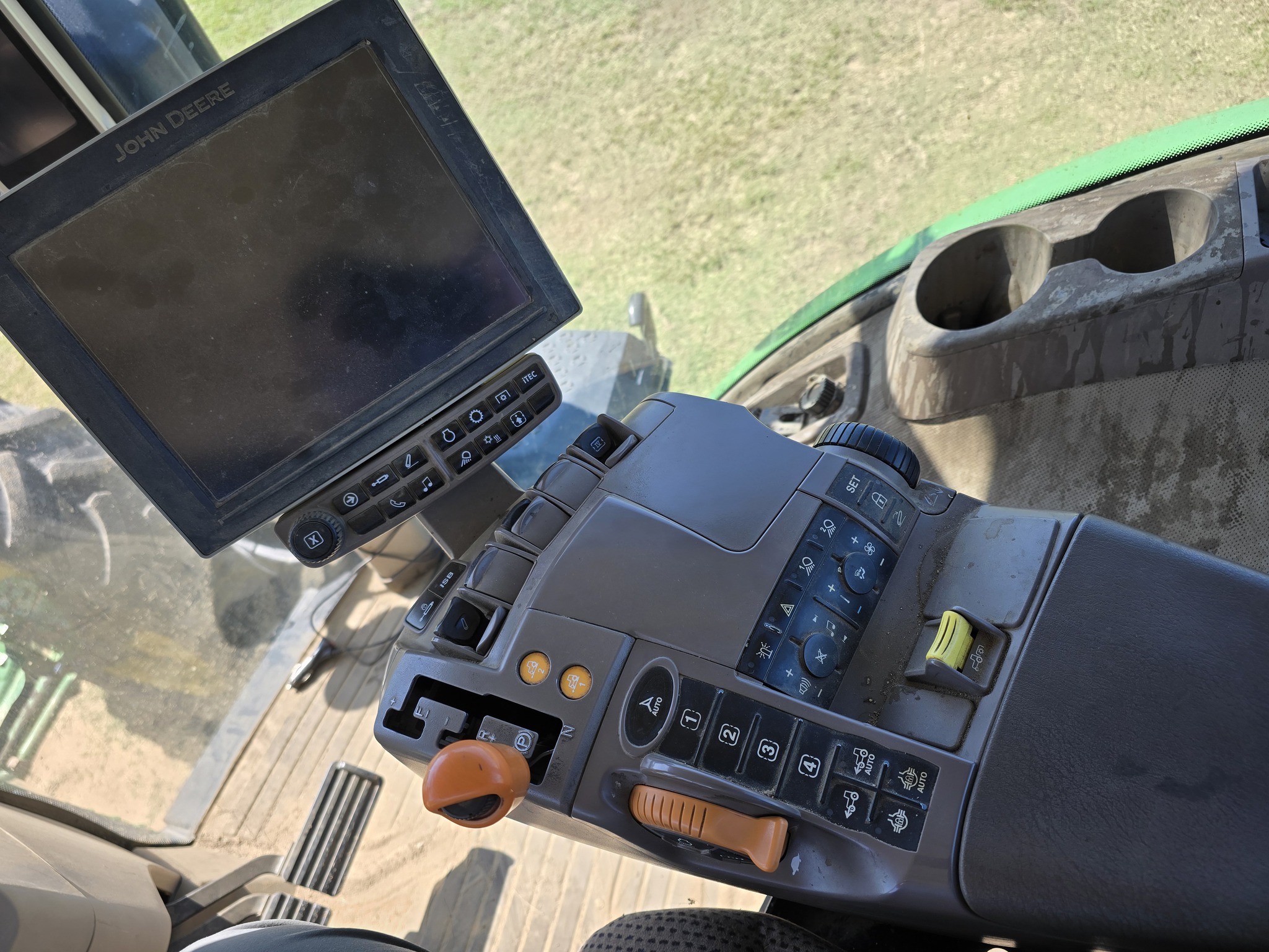 2020 John Deere 8270R Tractor