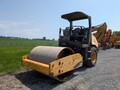 2013 Volvo SD75 Compacting and Paving