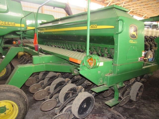  John Deere 1590 Drill