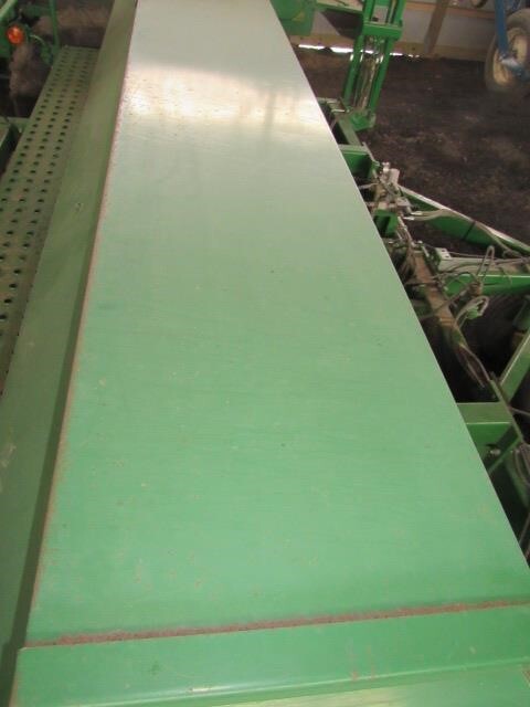  John Deere 1590 Drill