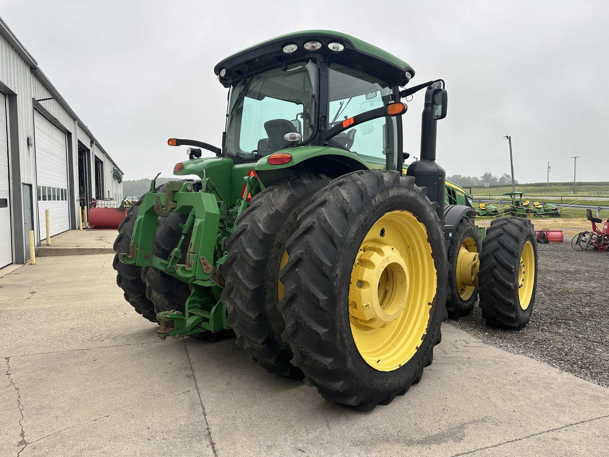 2013 John Deere 8360R Tractor