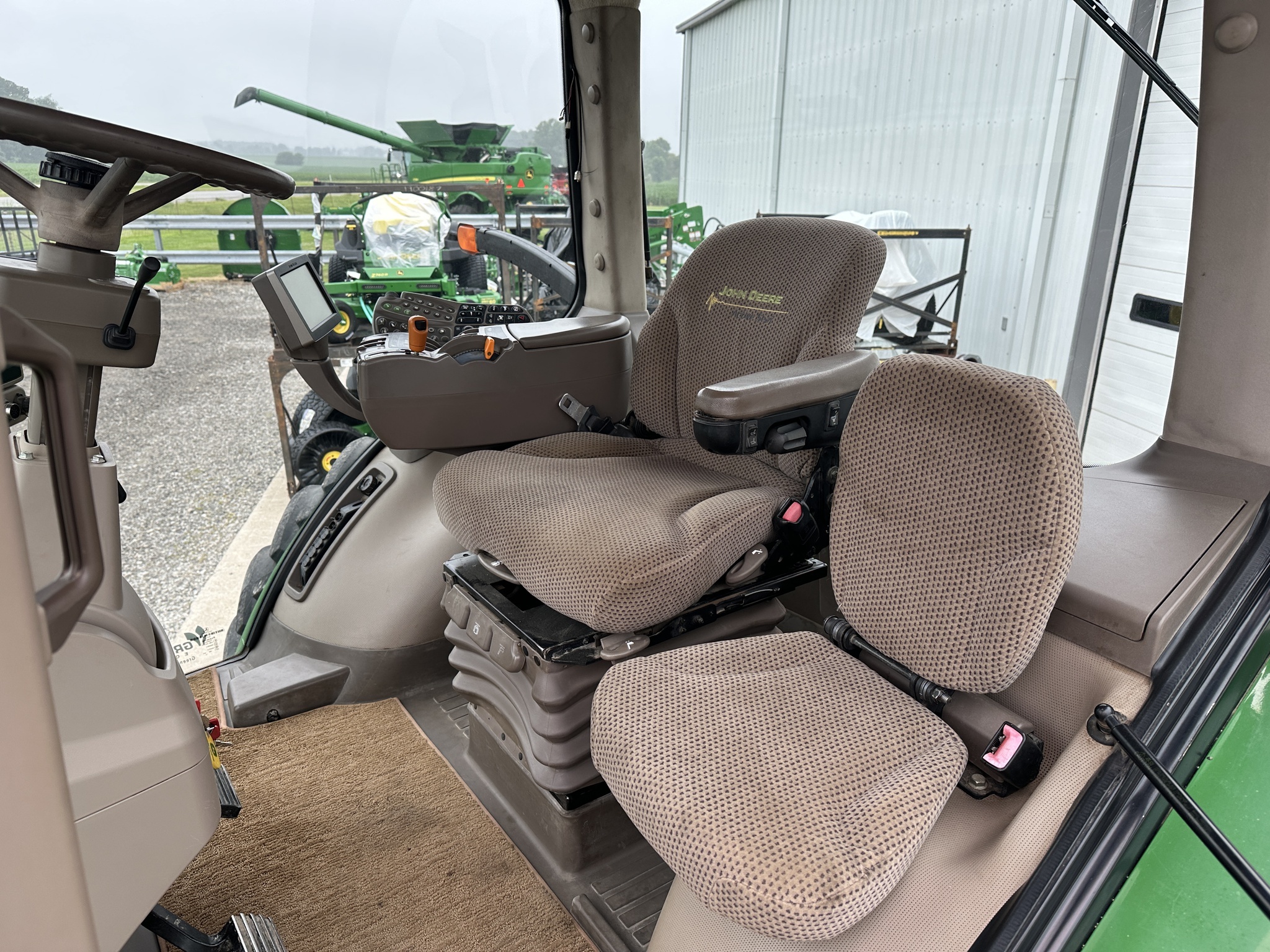 2013 John Deere 8360R Tractor