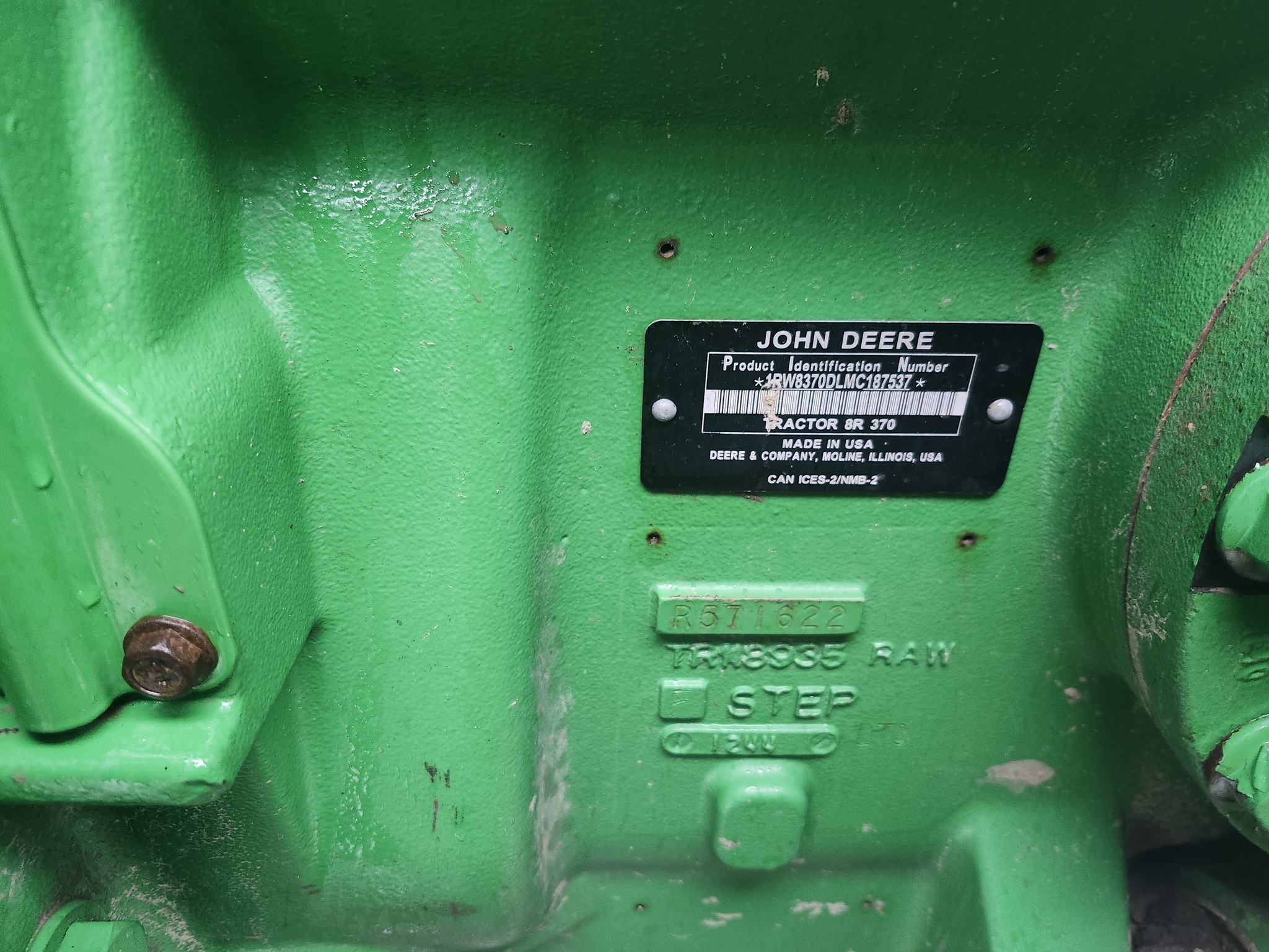 2022 John Deere 8R 370 Tractor