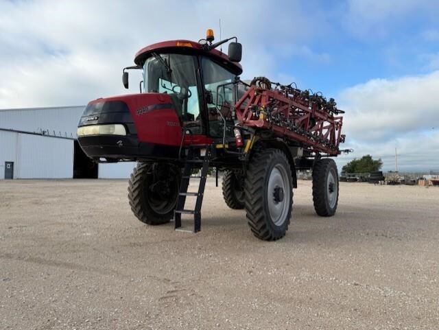 2019 Case IH Patriot 4440 Self-Propelled Sprayer