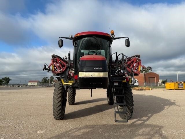 2019 Case IH Patriot 4440 Self-Propelled Sprayer