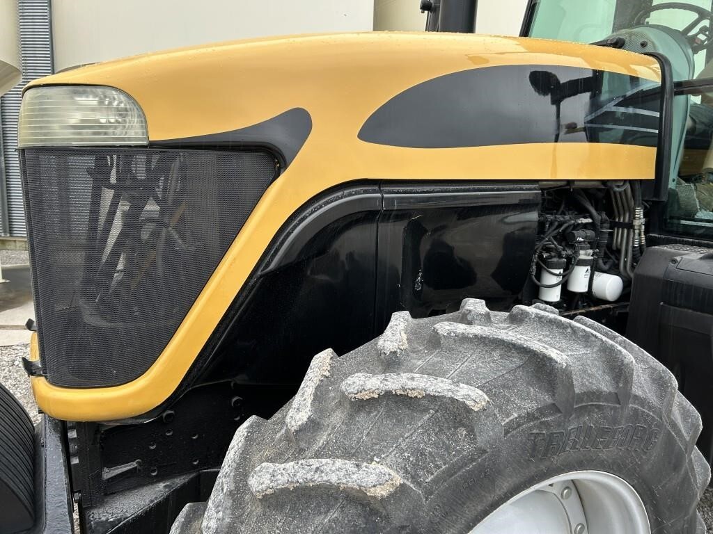 2005 Challenger MT635B Tractor