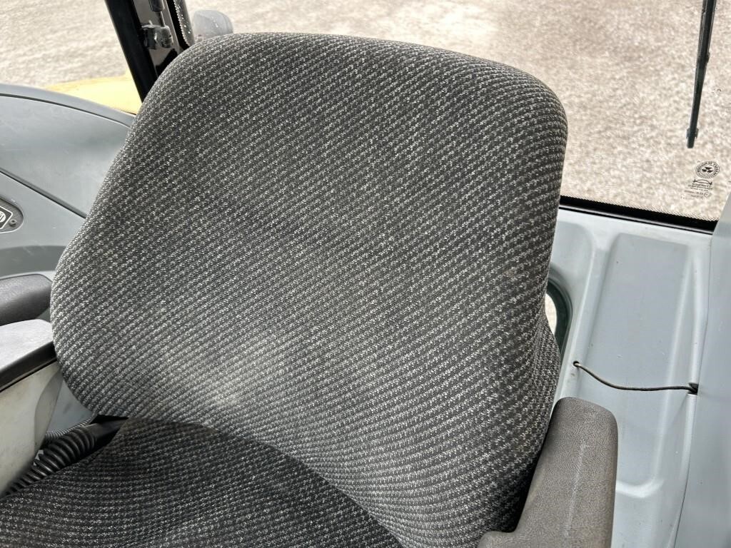 2005 Challenger MT635B Tractor