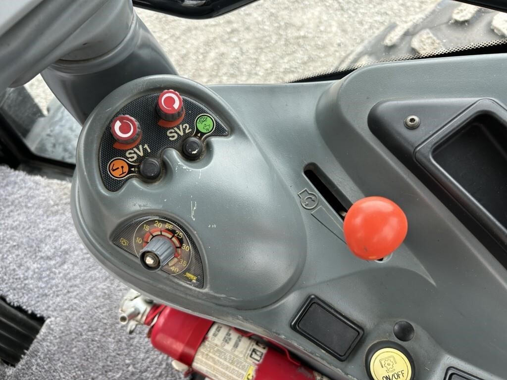 2005 Challenger MT635B Tractor