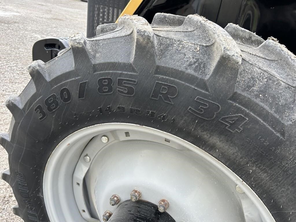 2005 Challenger MT635B Tractor