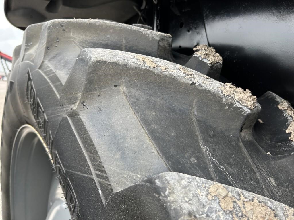 2005 Challenger MT635B Tractor