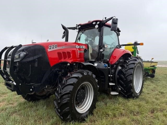 2024 Case IH MAGNUM 220 AFS CONNECT CVX Tractor