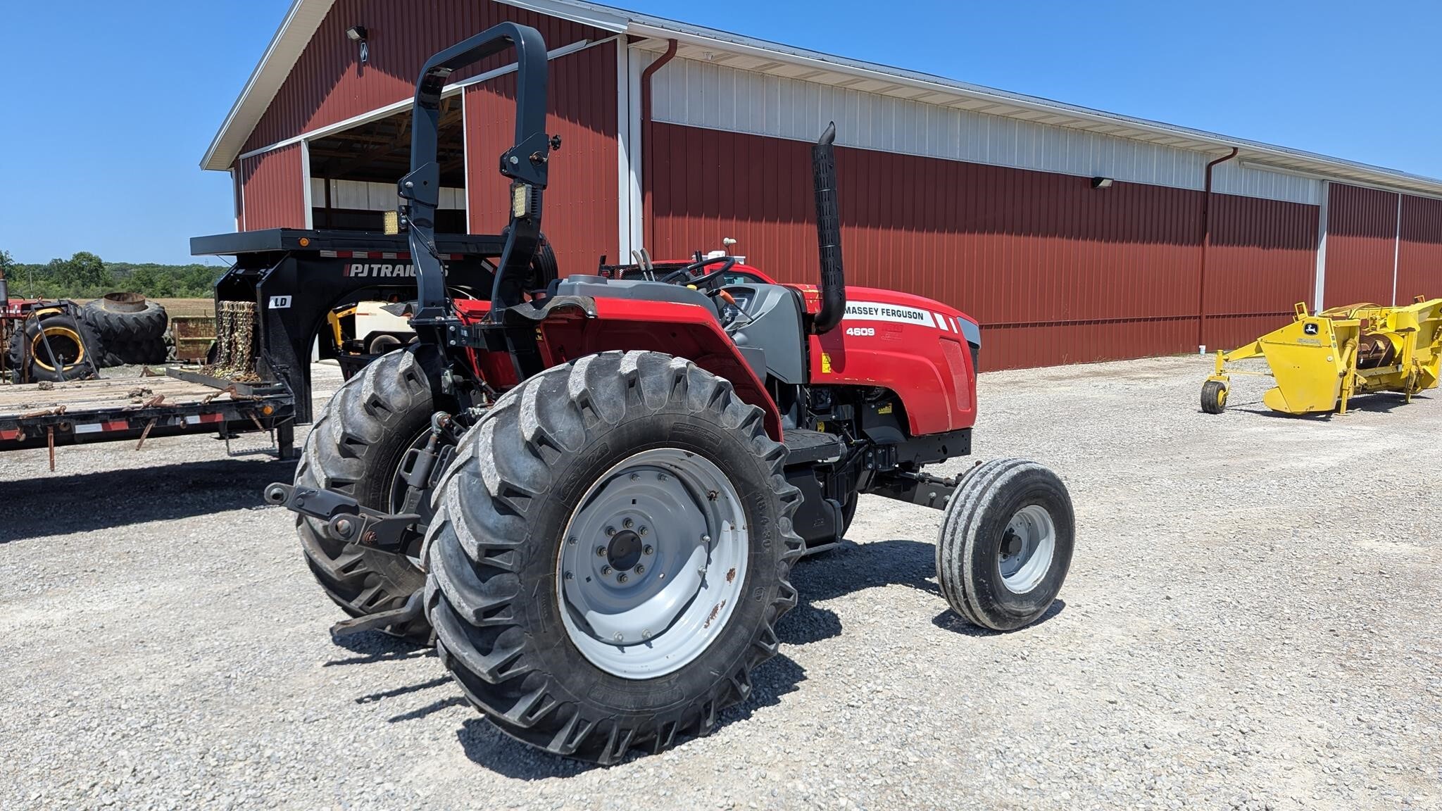  Massey Ferguson 4609 Tractor