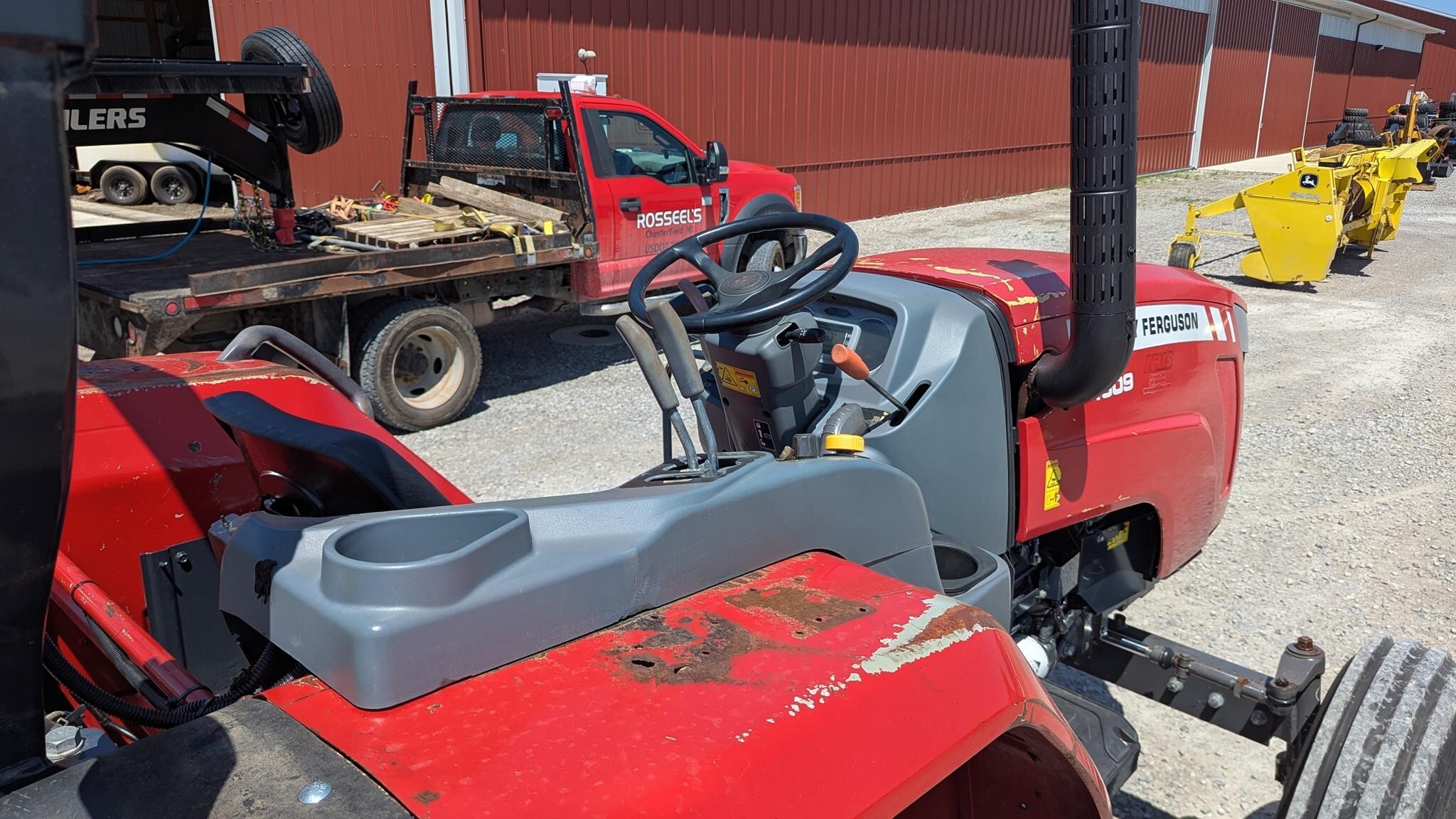  Massey Ferguson 4609 Tractor