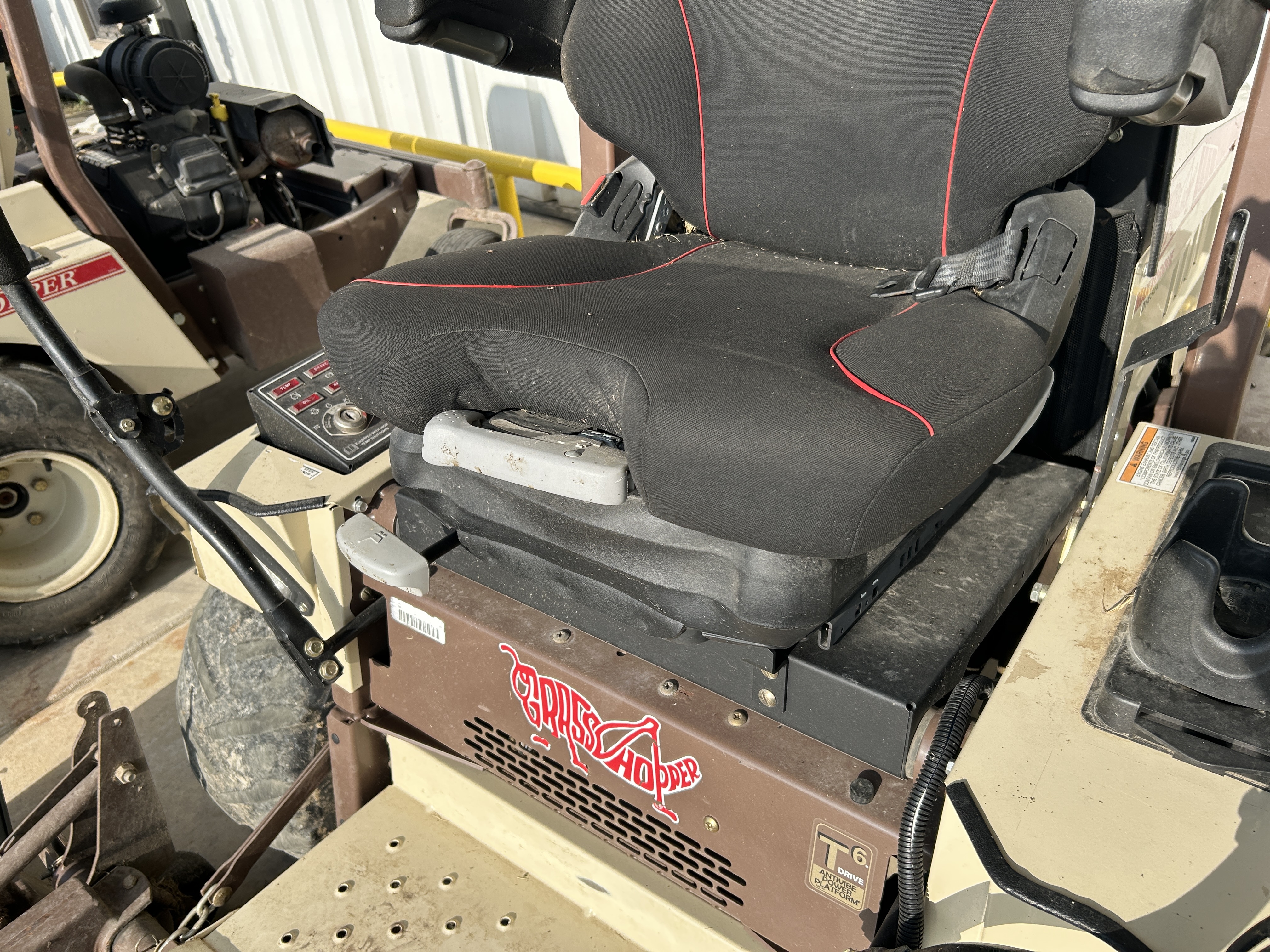 2020 Grasshopper 725DT Lawn Mower