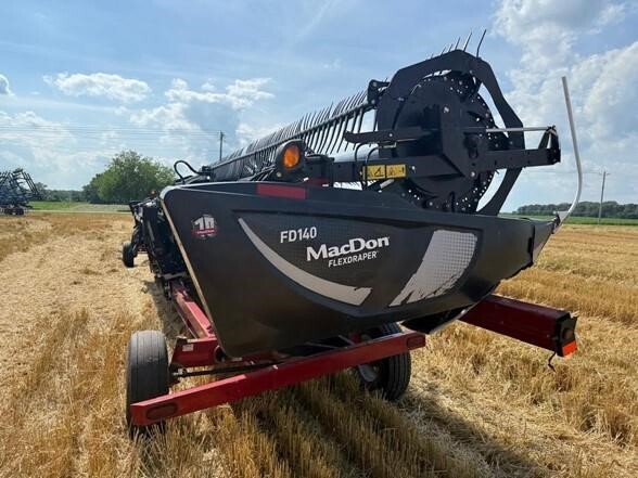 2019 MacDon FD140 Platform