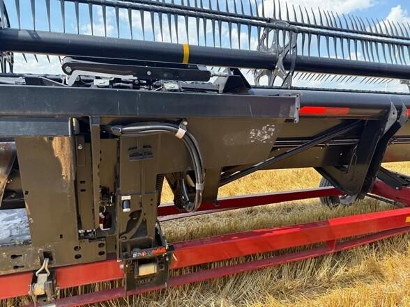 2019 MacDon FD140 Platform