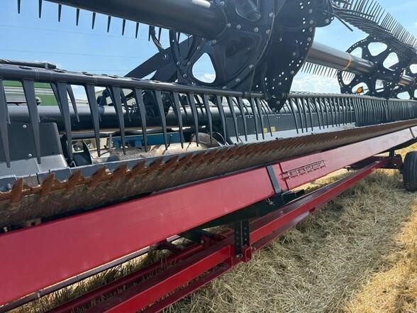 2019 MacDon FD140 Platform