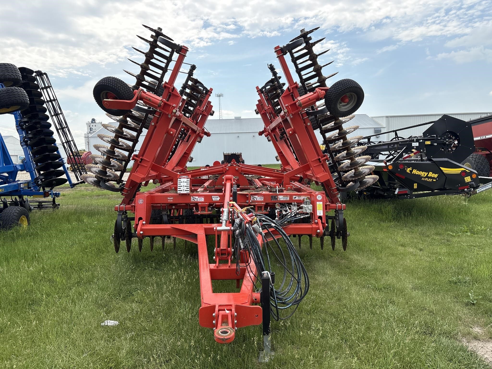 2022 Kuhn Krause 8010-30 Vertical Tillage