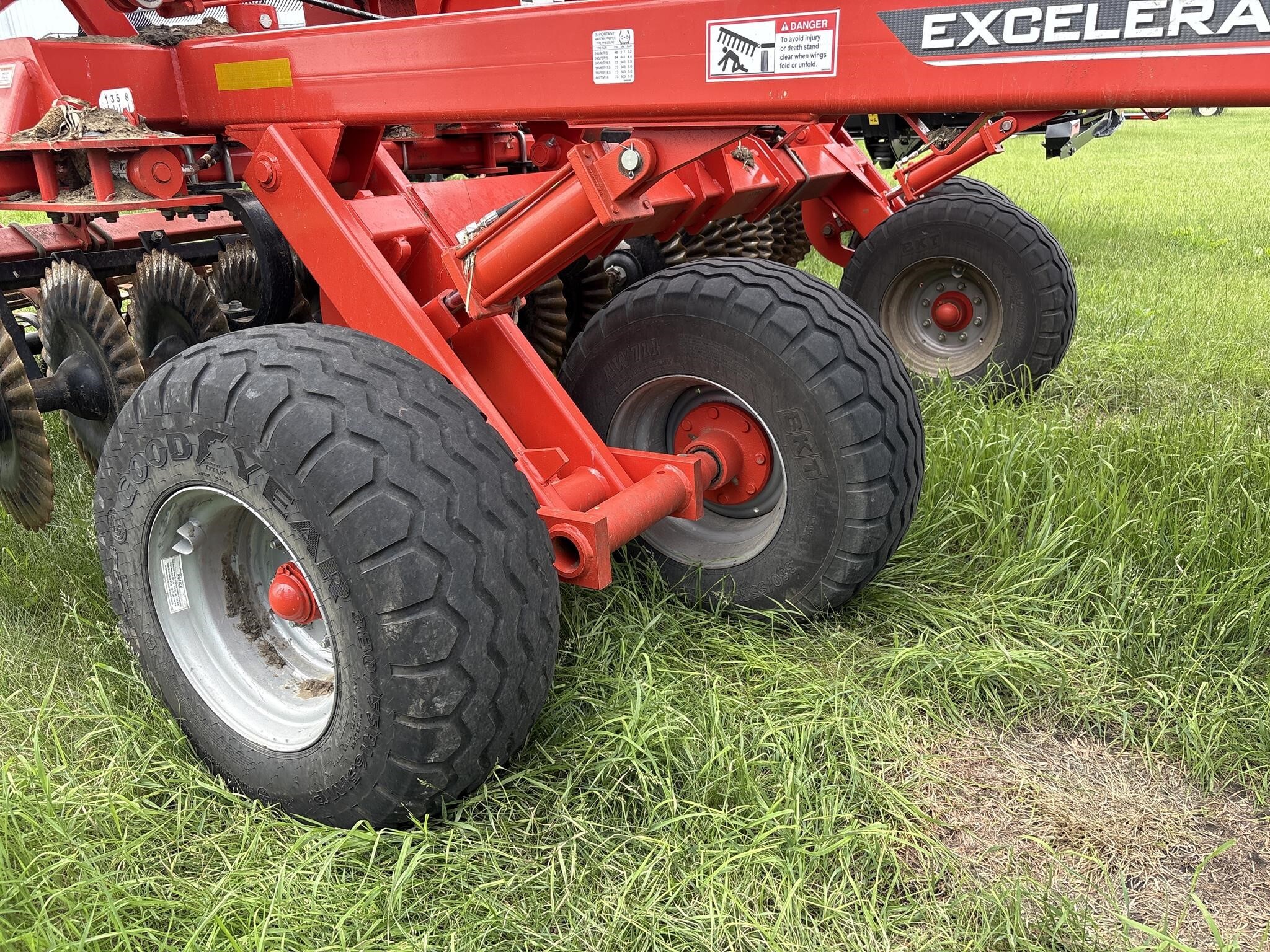 2022 Kuhn Krause 8010-30 Vertical Tillage