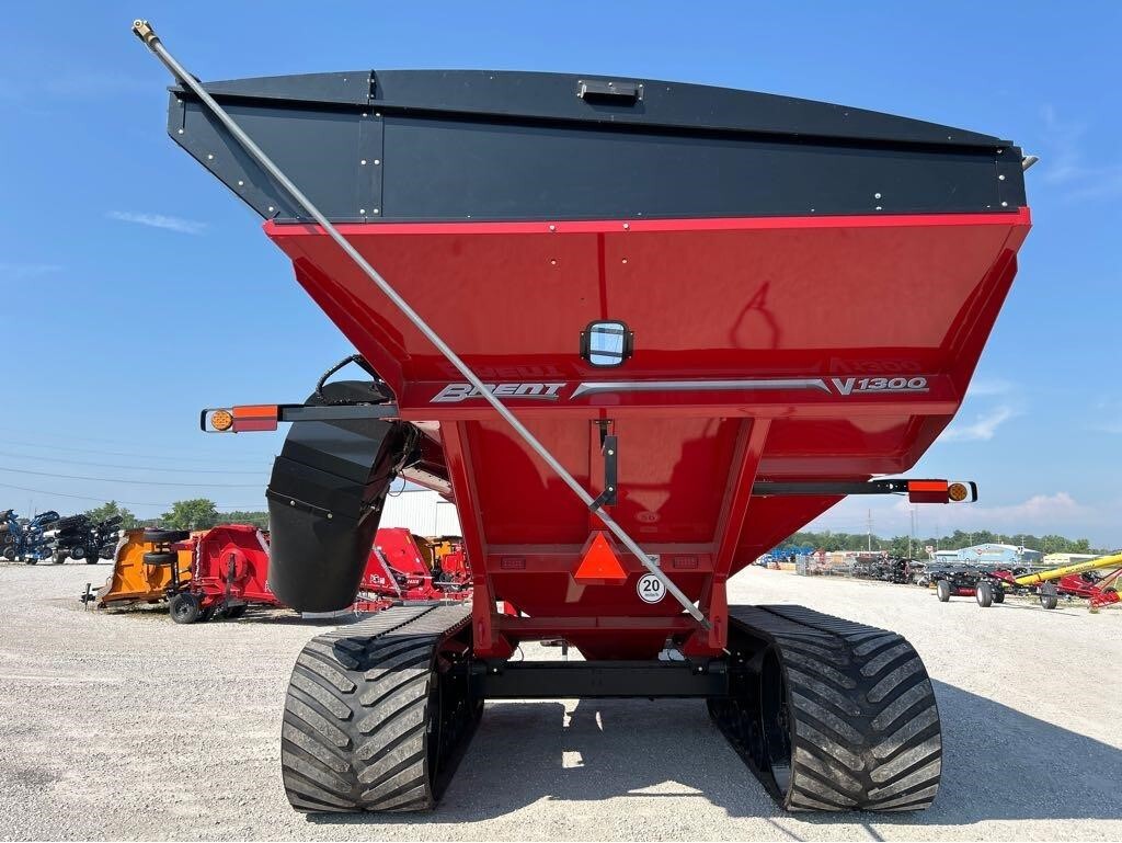 2024 Brent V1300 Grain Cart