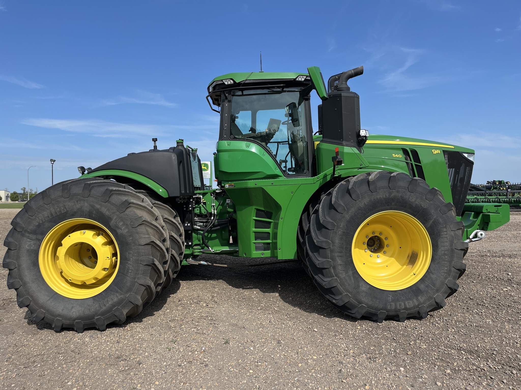 2022 John Deere 9R 540 Tractor