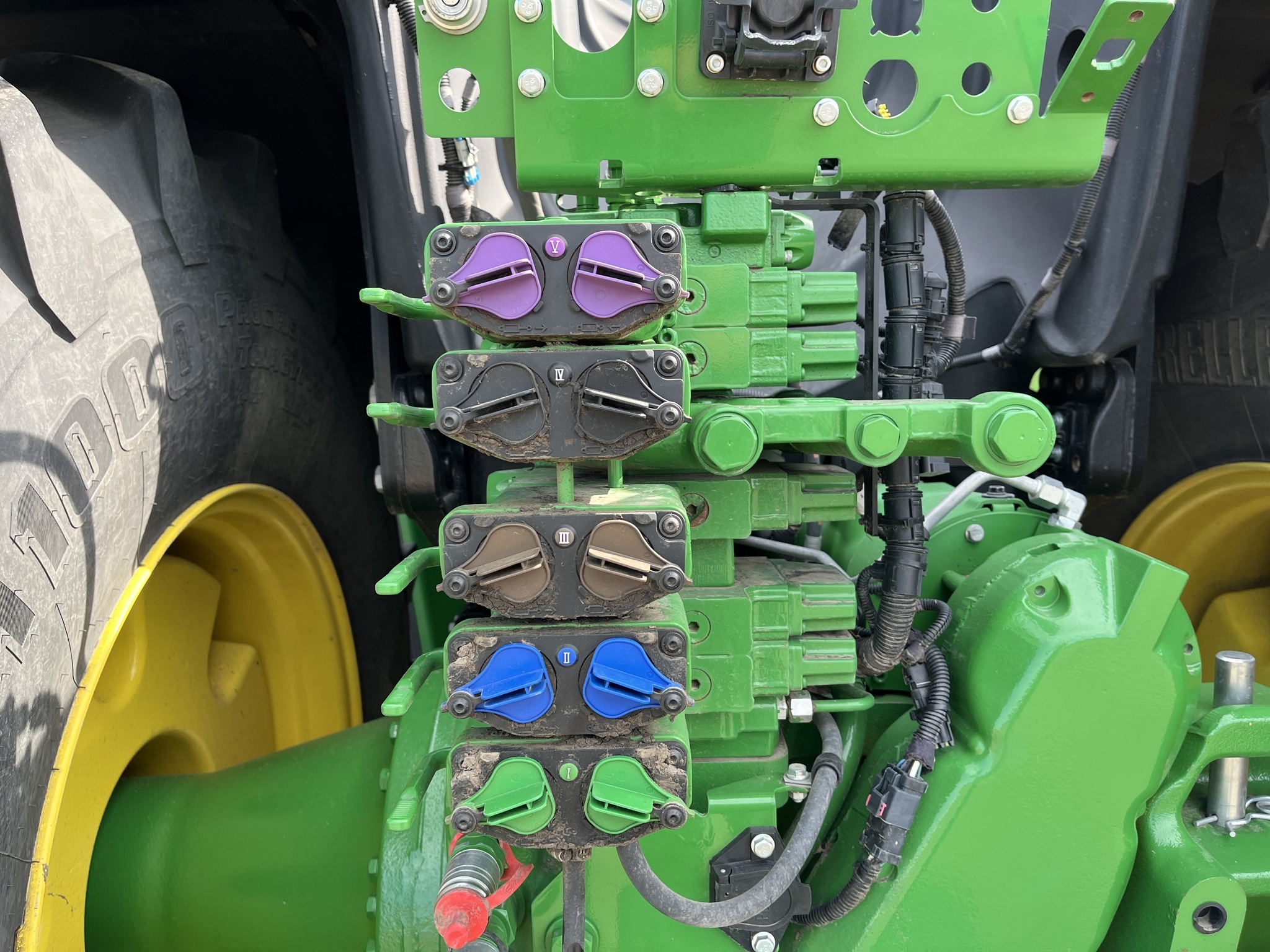 2022 John Deere 9R 540 Tractor