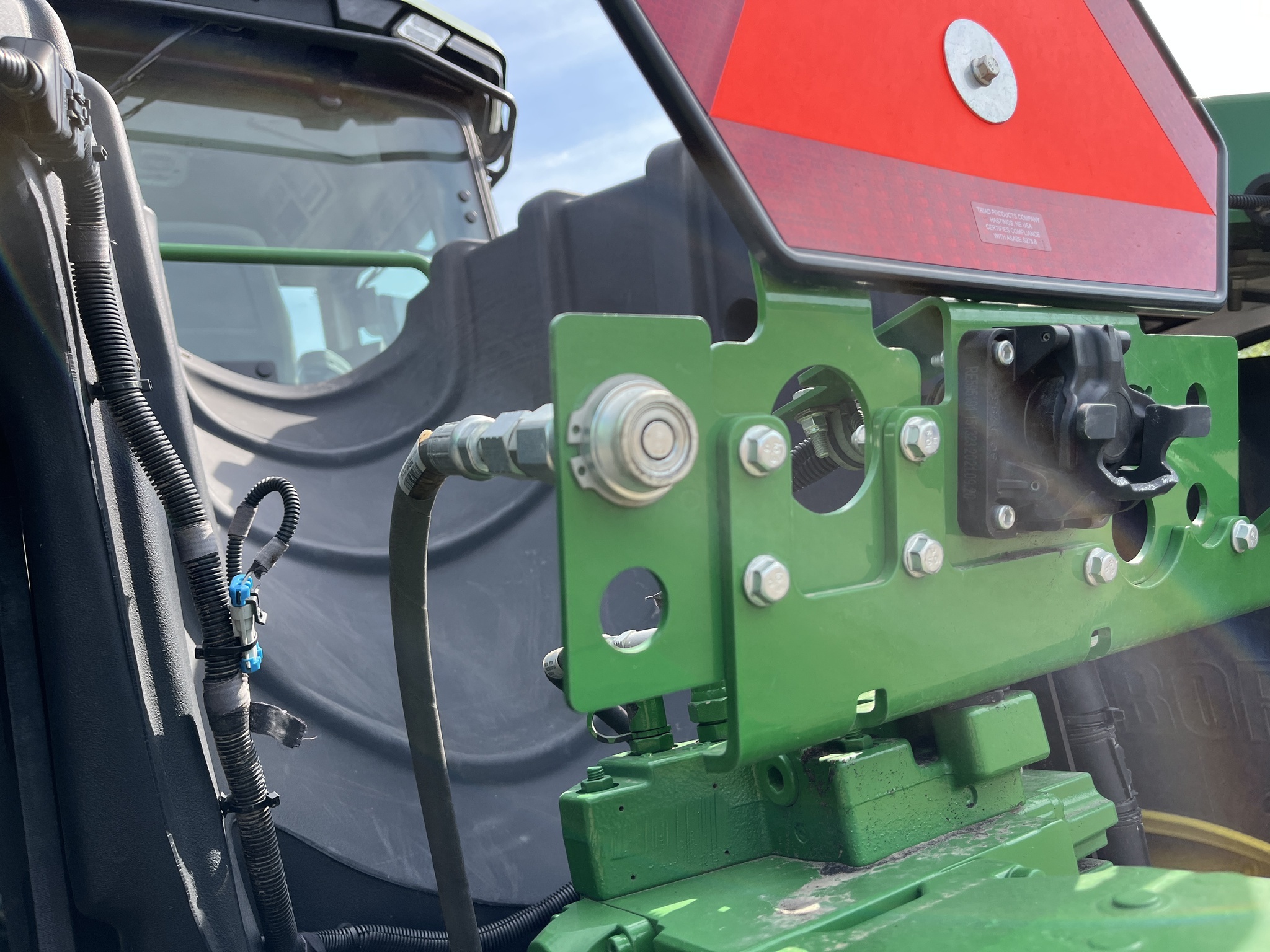 2022 John Deere 9R 540 Tractor
