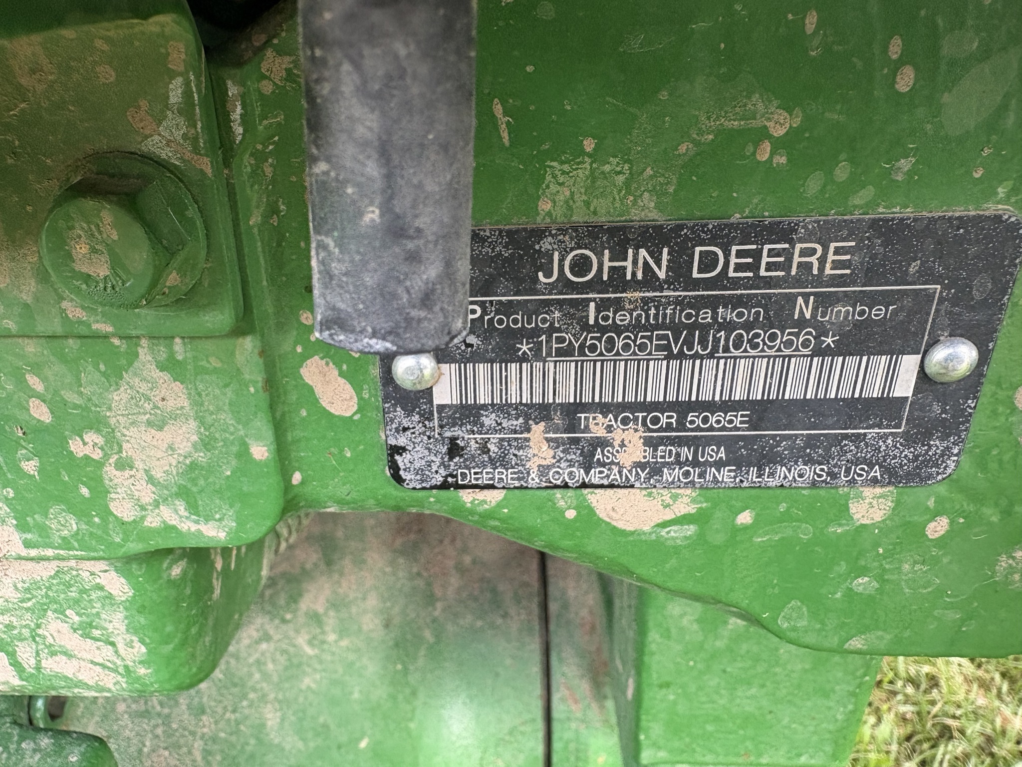 2018 John Deere 5065E Tractor