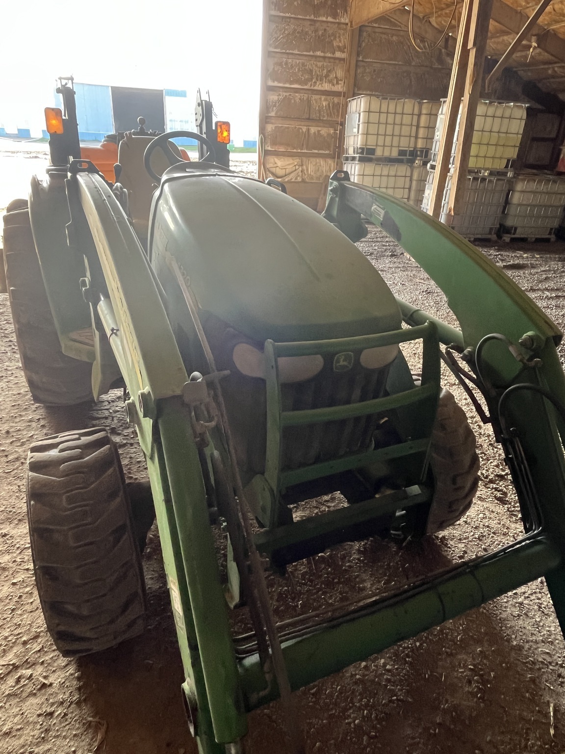 2004 John Deere 4320 Tractor