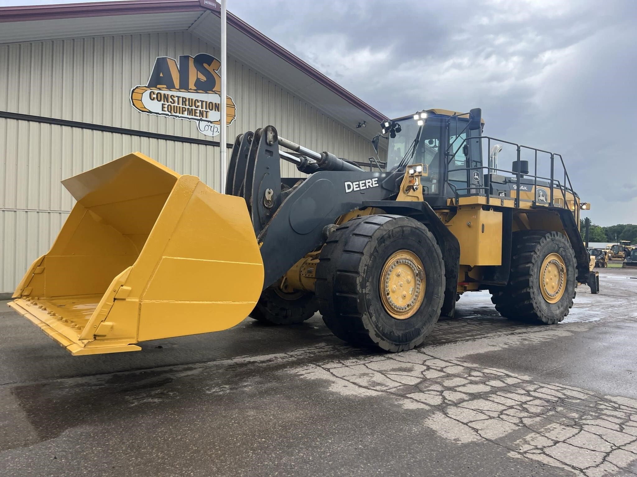 2020 Deere 944K HYBRID Wheel Loader - $Call | Machinery Pete