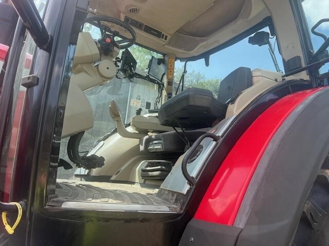 2011 Massey Ferguson 8680 Tractor