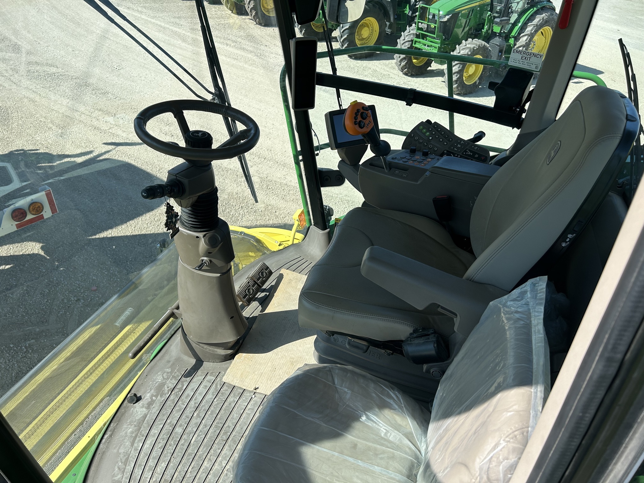 2023 John Deere 9500 Combine