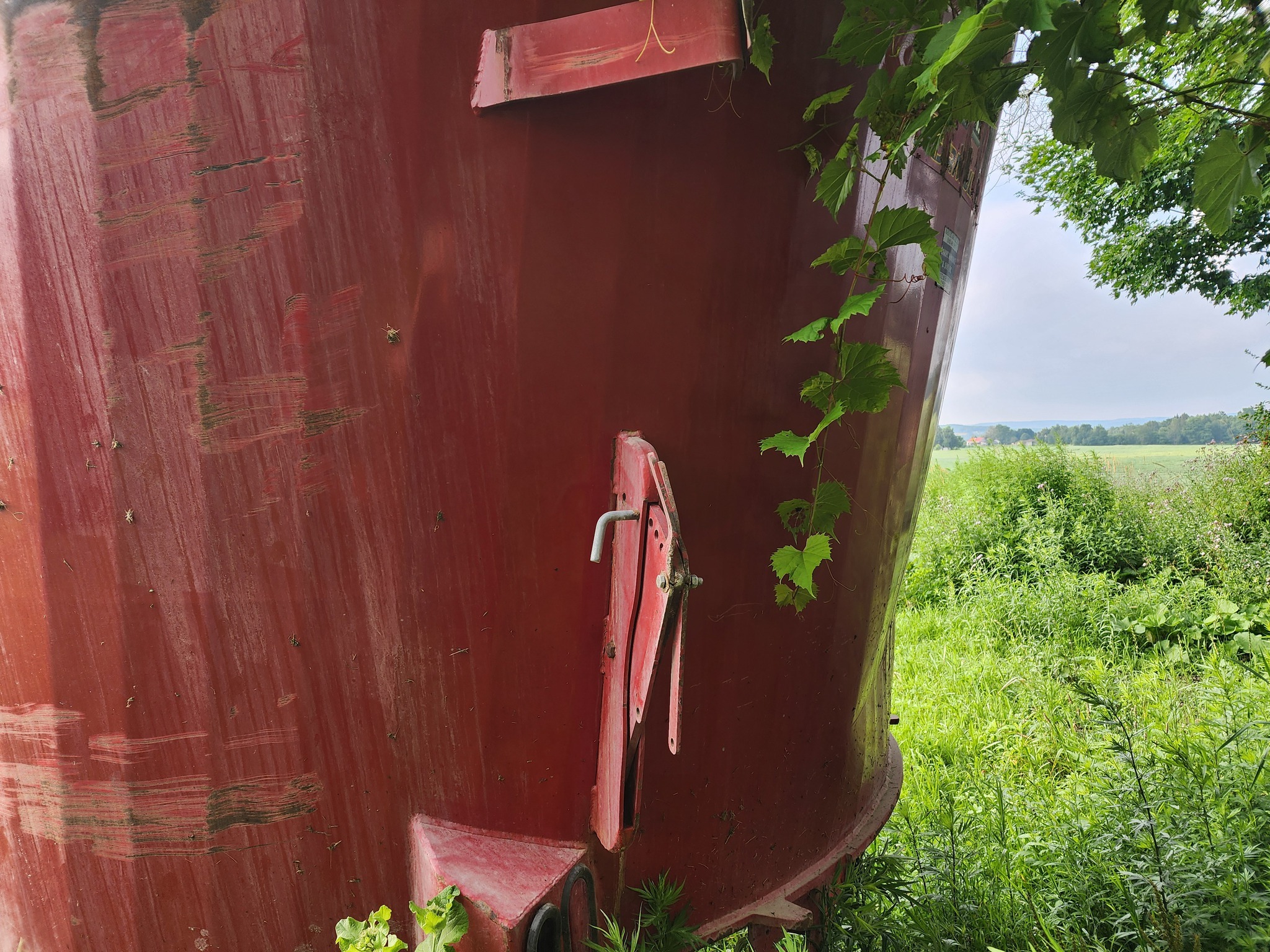 2018 Meyer F700 Feed Wagon