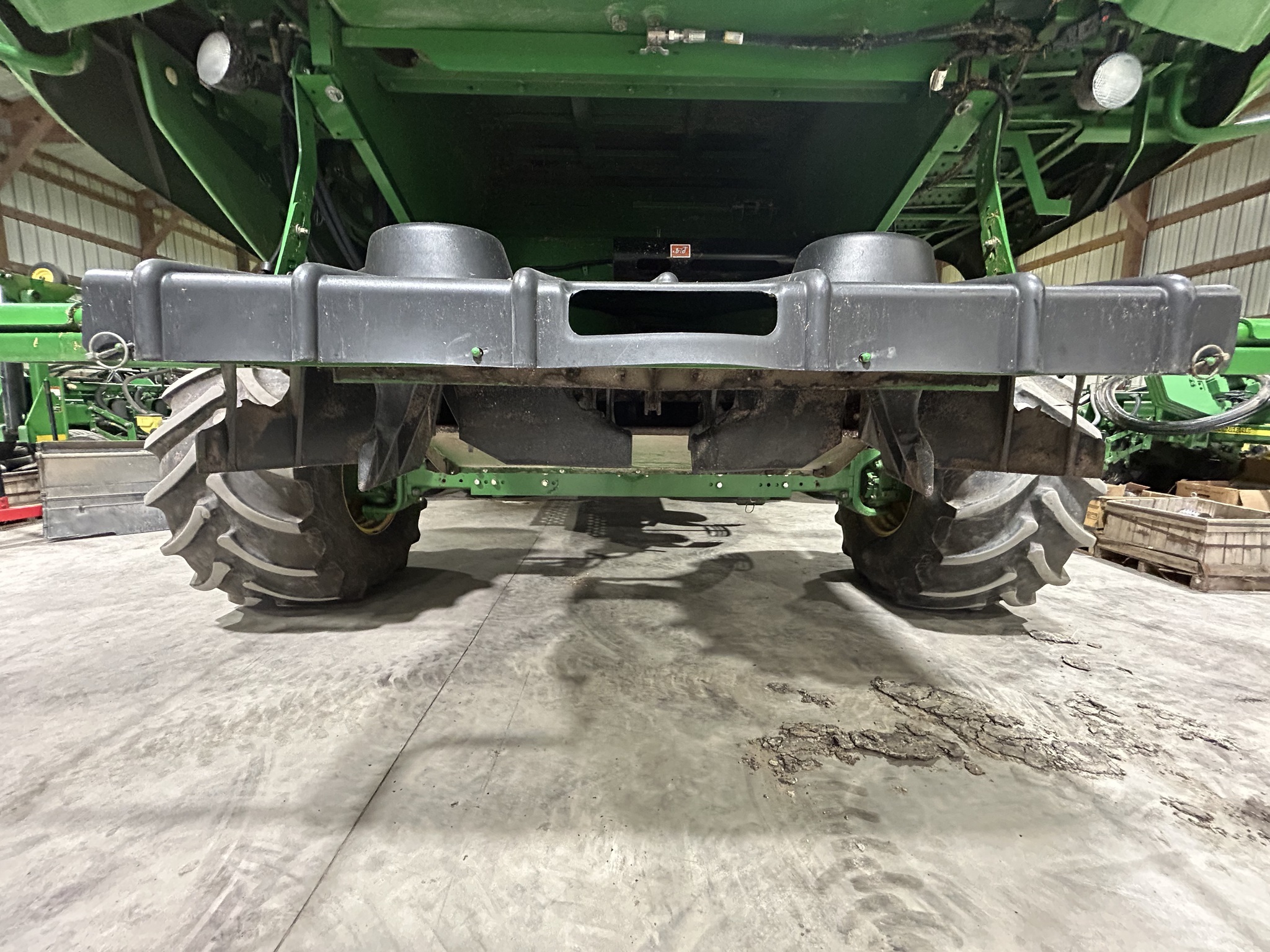 2014 John Deere S690 Combine