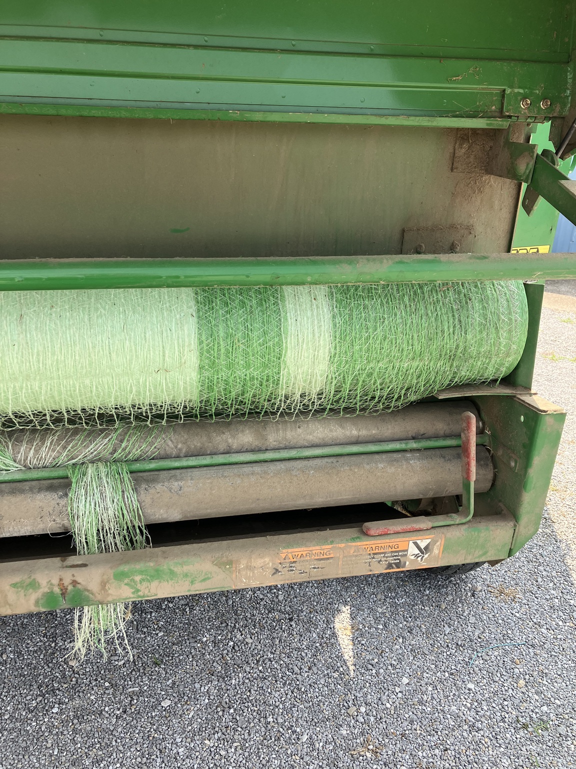 1997 John Deere 566 Round Baler