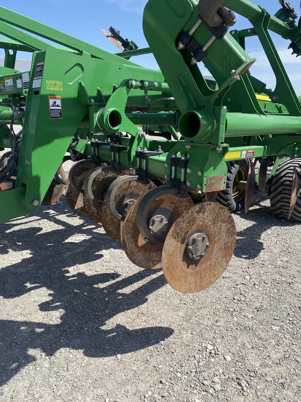 2022 John Deere 2730 Disk Chisel