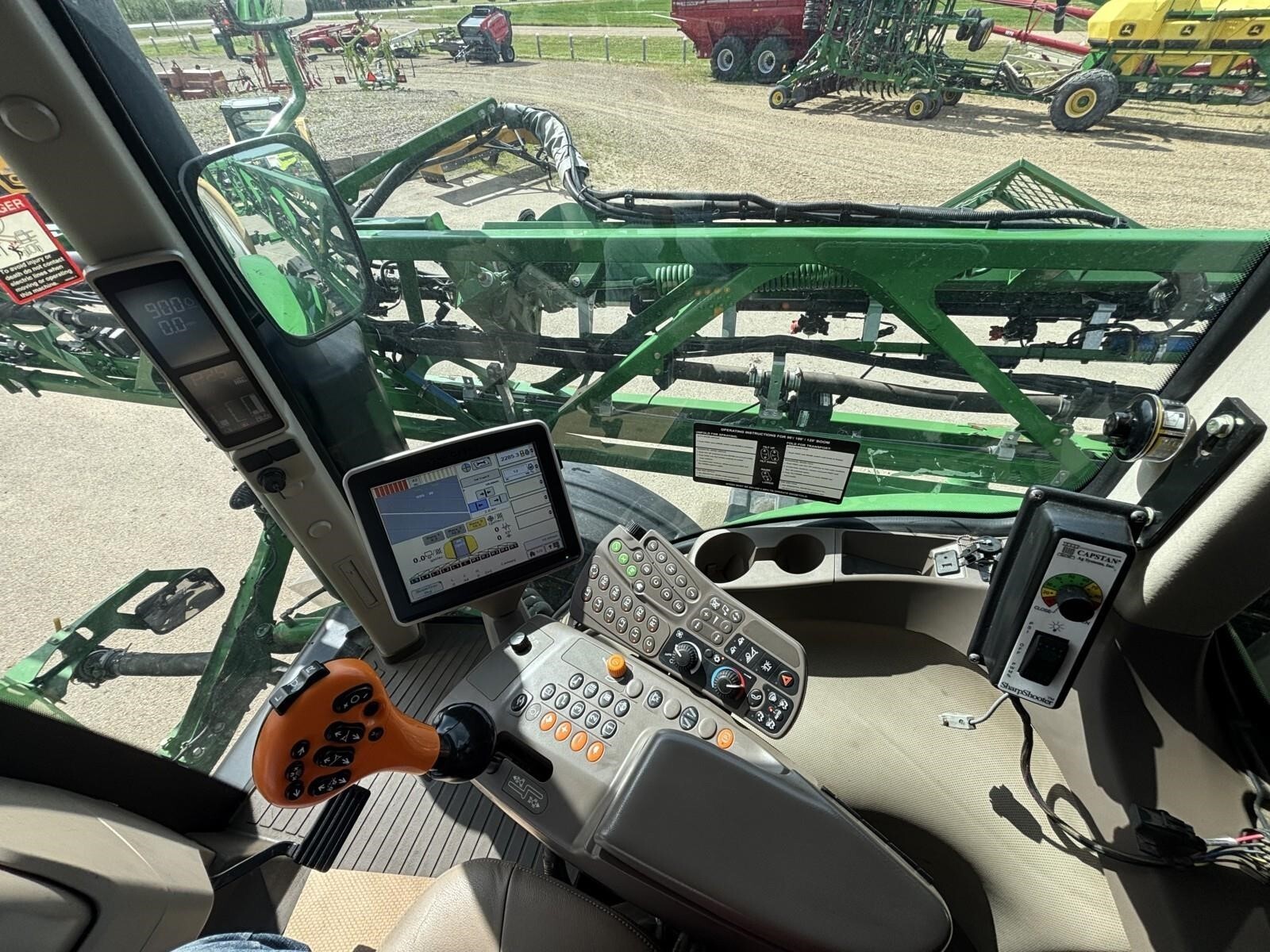 2016 John Deere R4038 Self-Propelled Sprayer