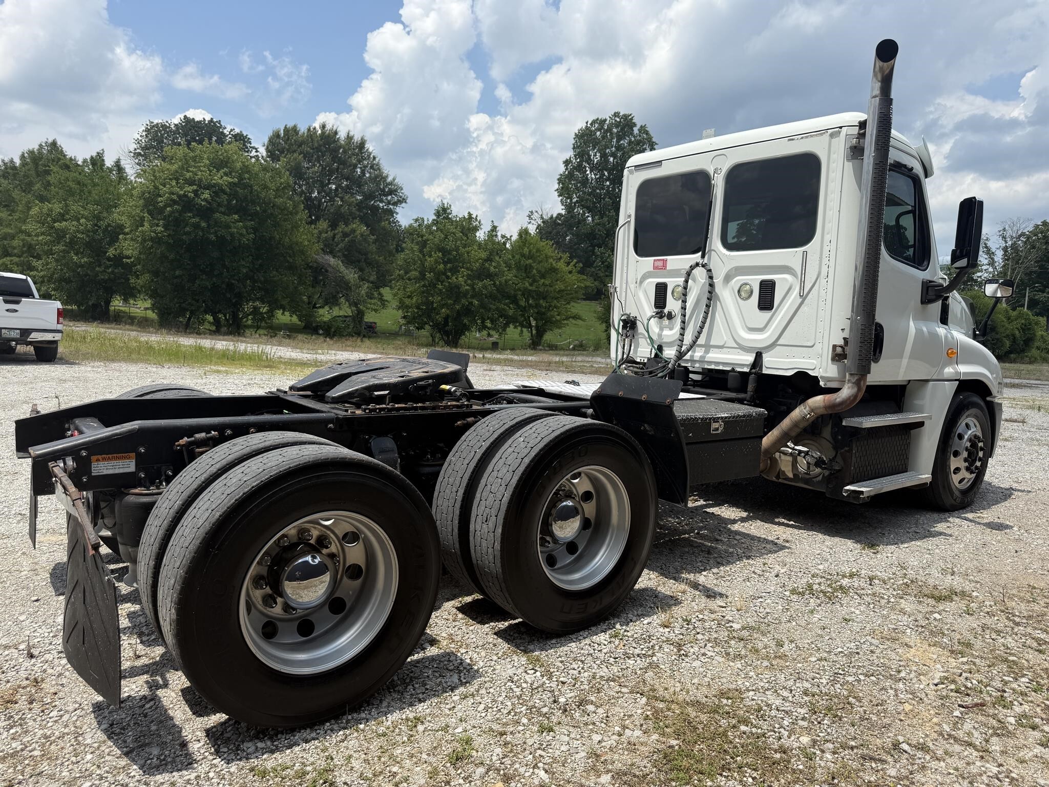 2015 Freightliner Cascadia 125 Semi Trucks/Trailer