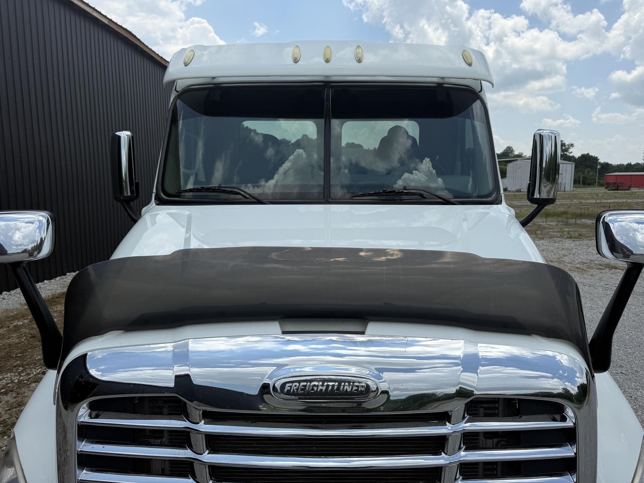 2015 Freightliner Cascadia 125 Semi Trucks/Trailer