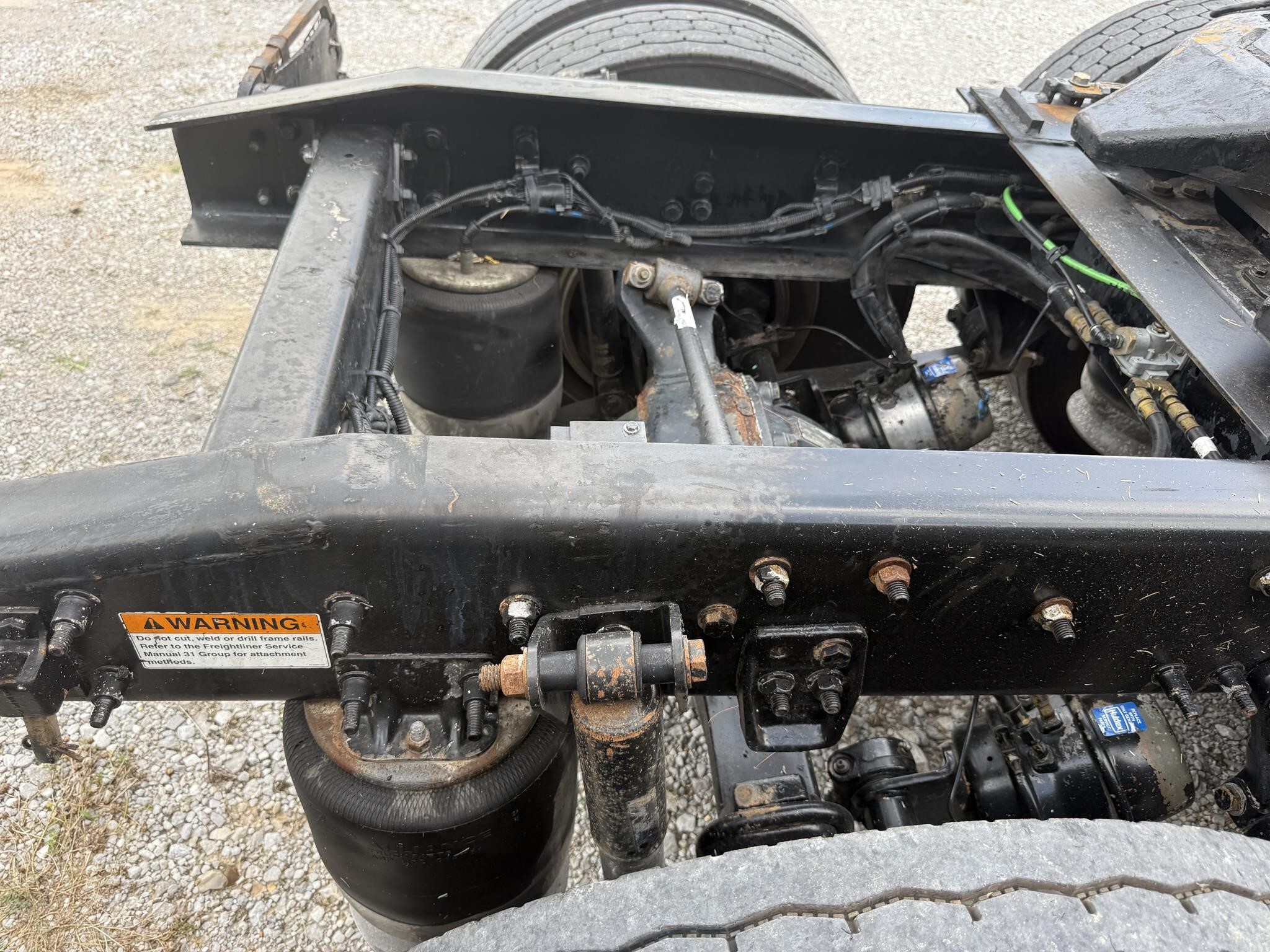 2015 Freightliner Cascadia 125 Semi Trucks/Trailer