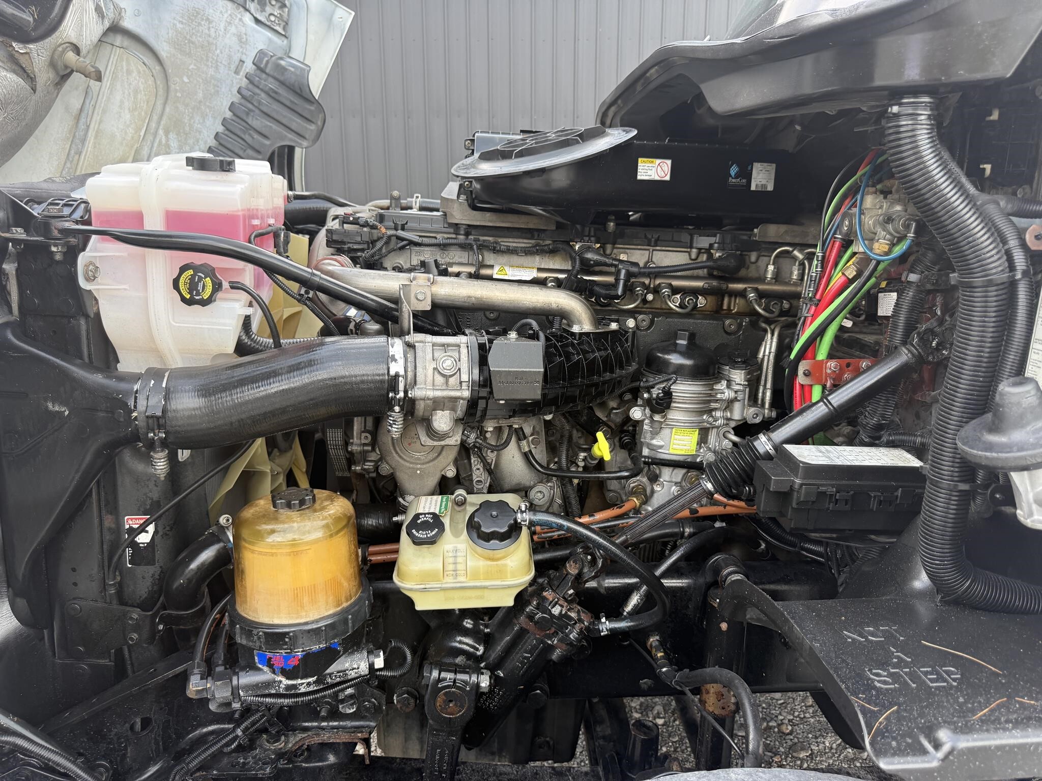 2015 Freightliner Cascadia 125 Semi Trucks/Trailer