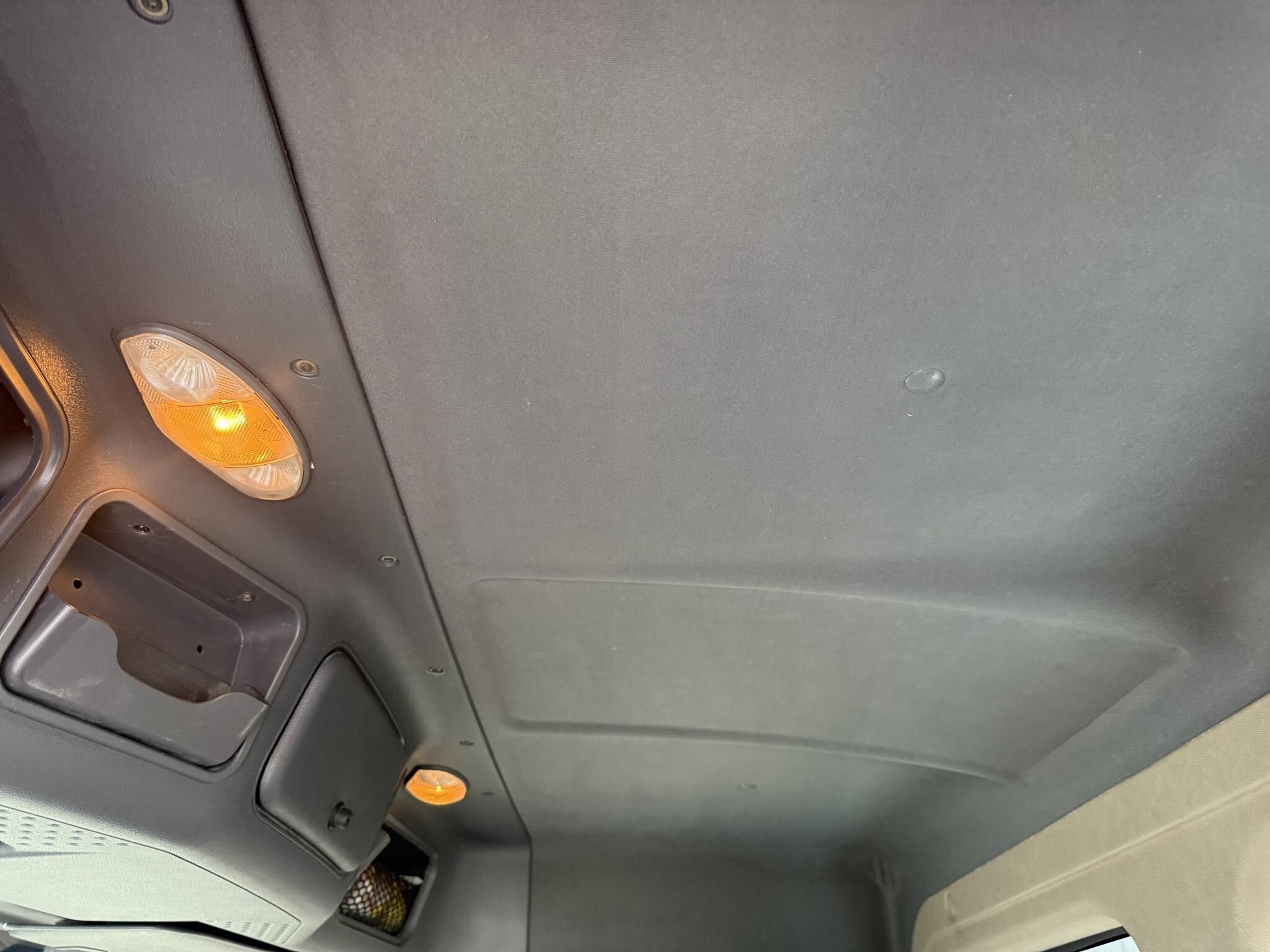 2015 Freightliner Cascadia 125 Semi Trucks/Trailer