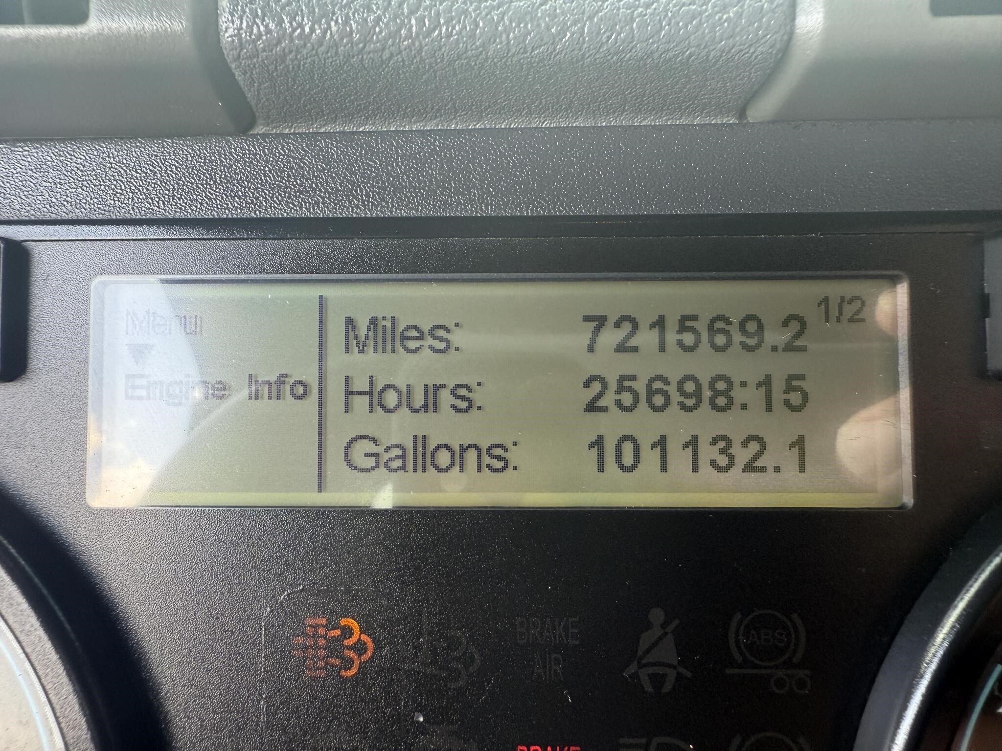 2015 Freightliner Cascadia 125 Semi Trucks/Trailer