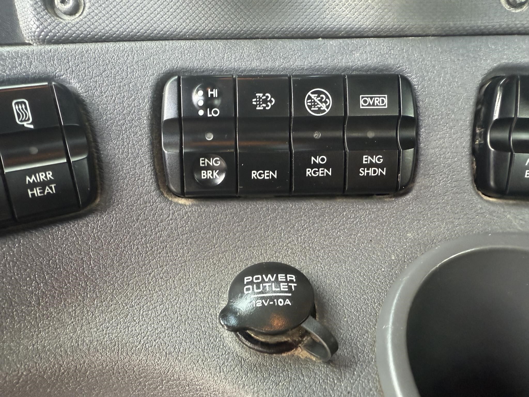 2015 Freightliner Cascadia 125 Semi Trucks/Trailer