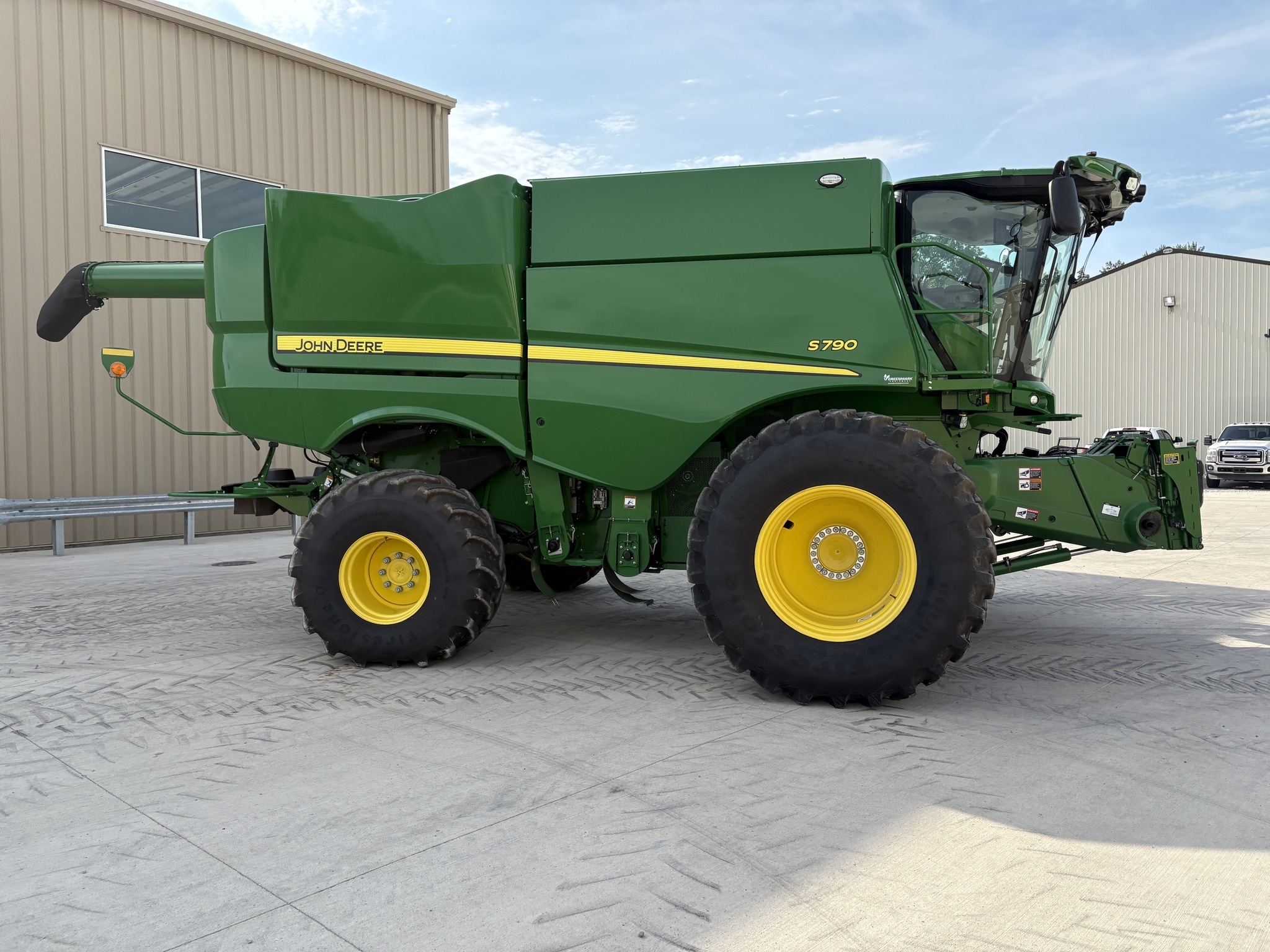 2024 John Deere S790 Combine