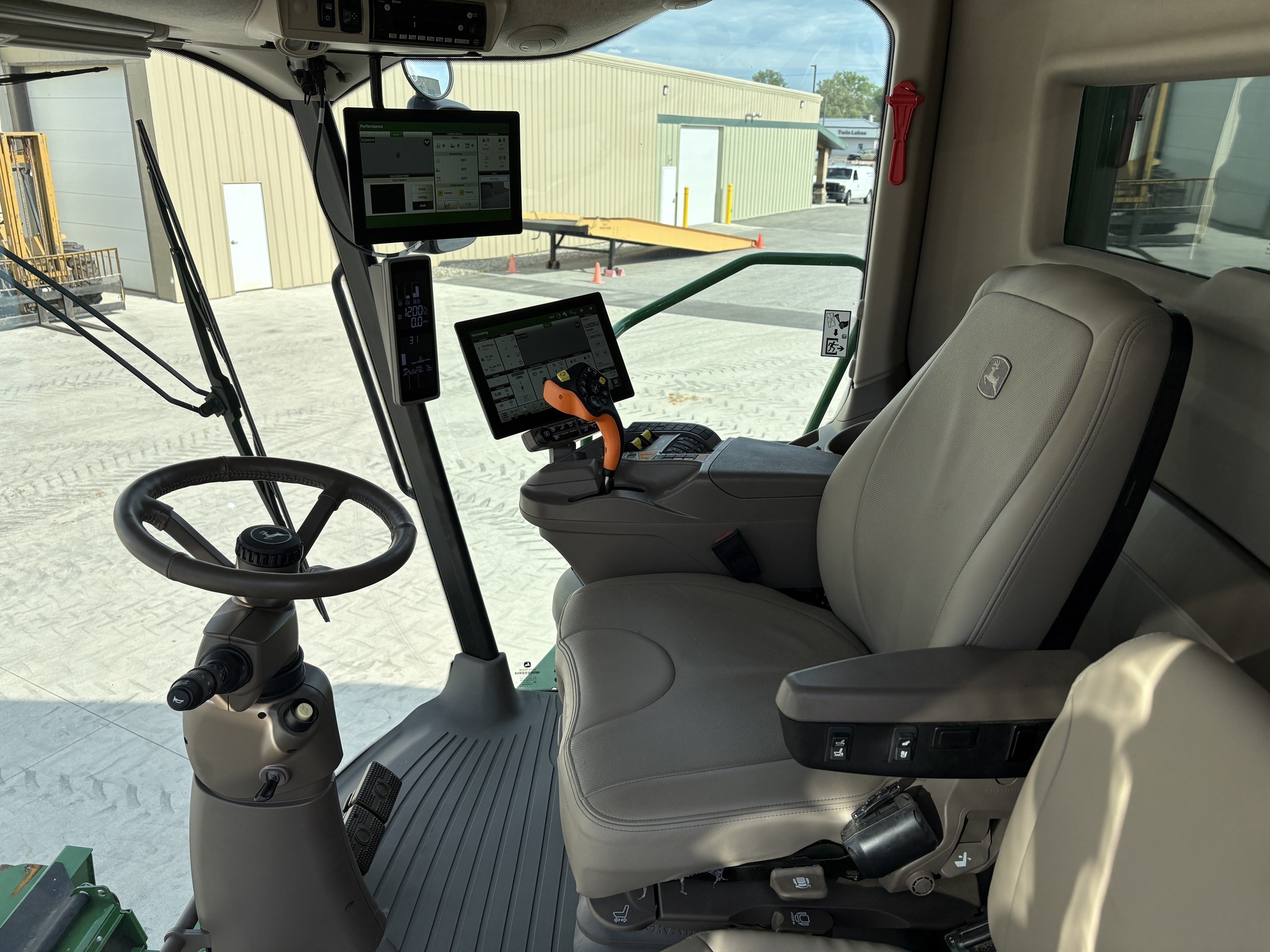 2024 John Deere S790 Combine