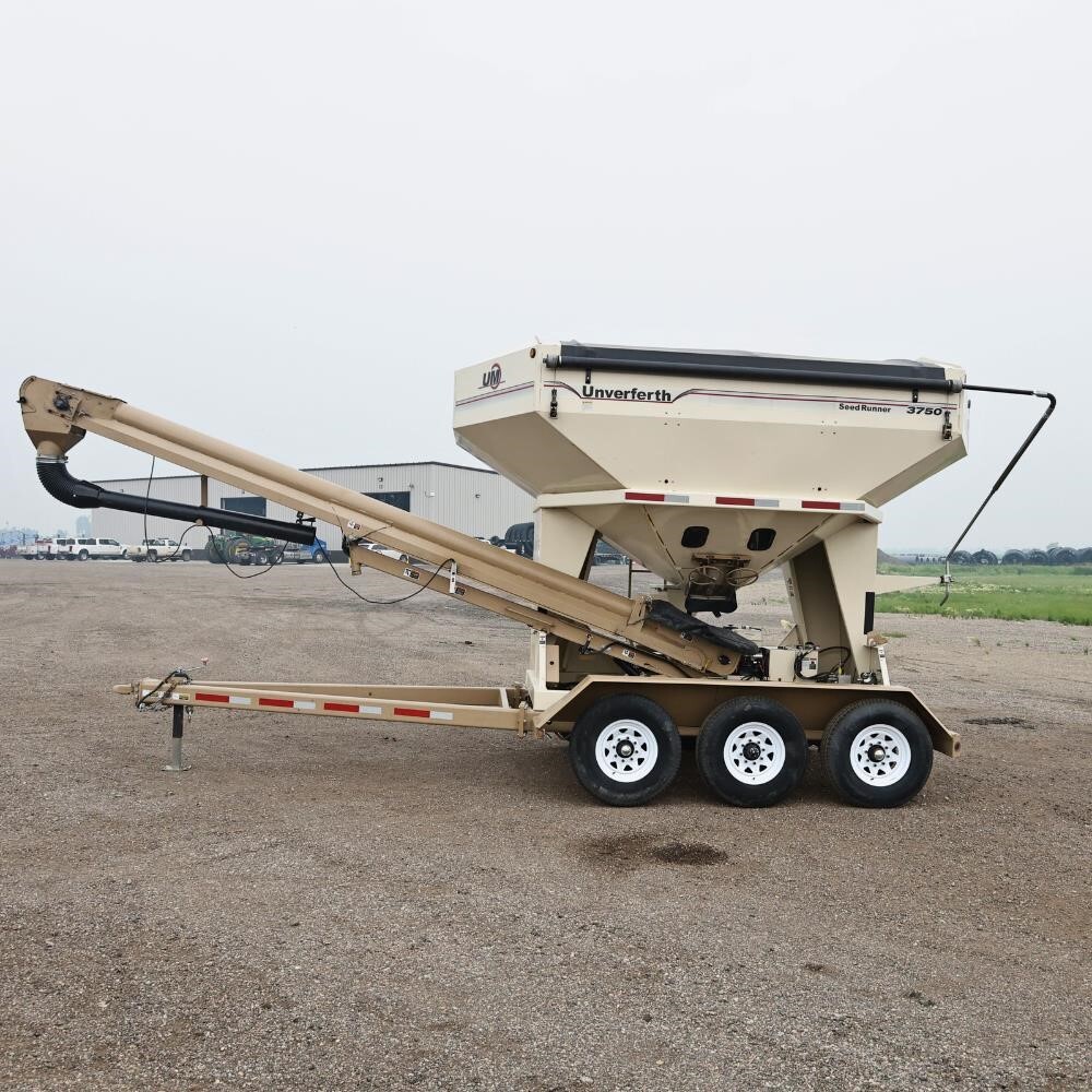 2013 Unverferth 3750 Seed Tender