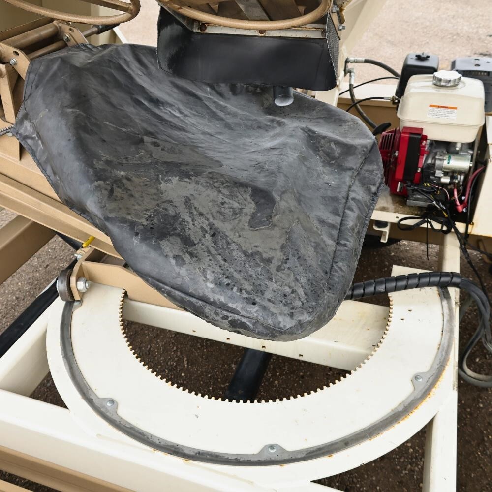 2013 Unverferth 3750 Seed Tender