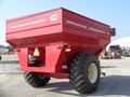  J&M 750-18 Grain Cart