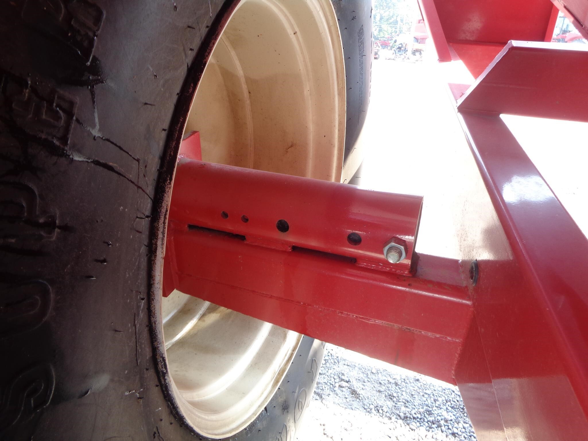  J&M 750-18 Grain Cart